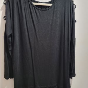 Black Women's light top Sz Med